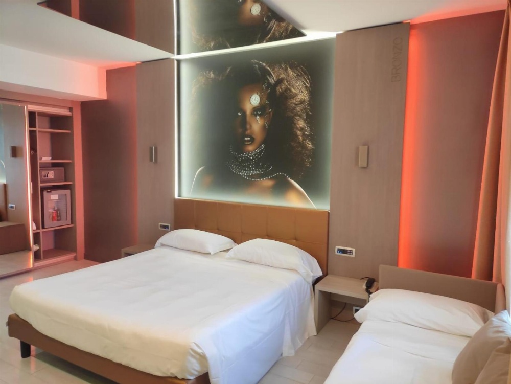 Hotel Camelia Main image